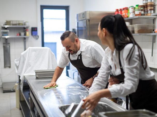 Commercial Kitchen Deep Cleaning Solutions